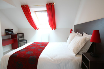 Residence Duguesclin*** - Dinan - Vacancéole - Bedroom - 1 bedroom apartment, sleeps 6