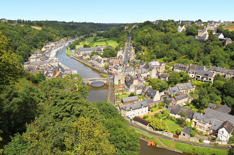 Residence Duguesclin*** - Dinan - Vacancéole - Cité médiévale